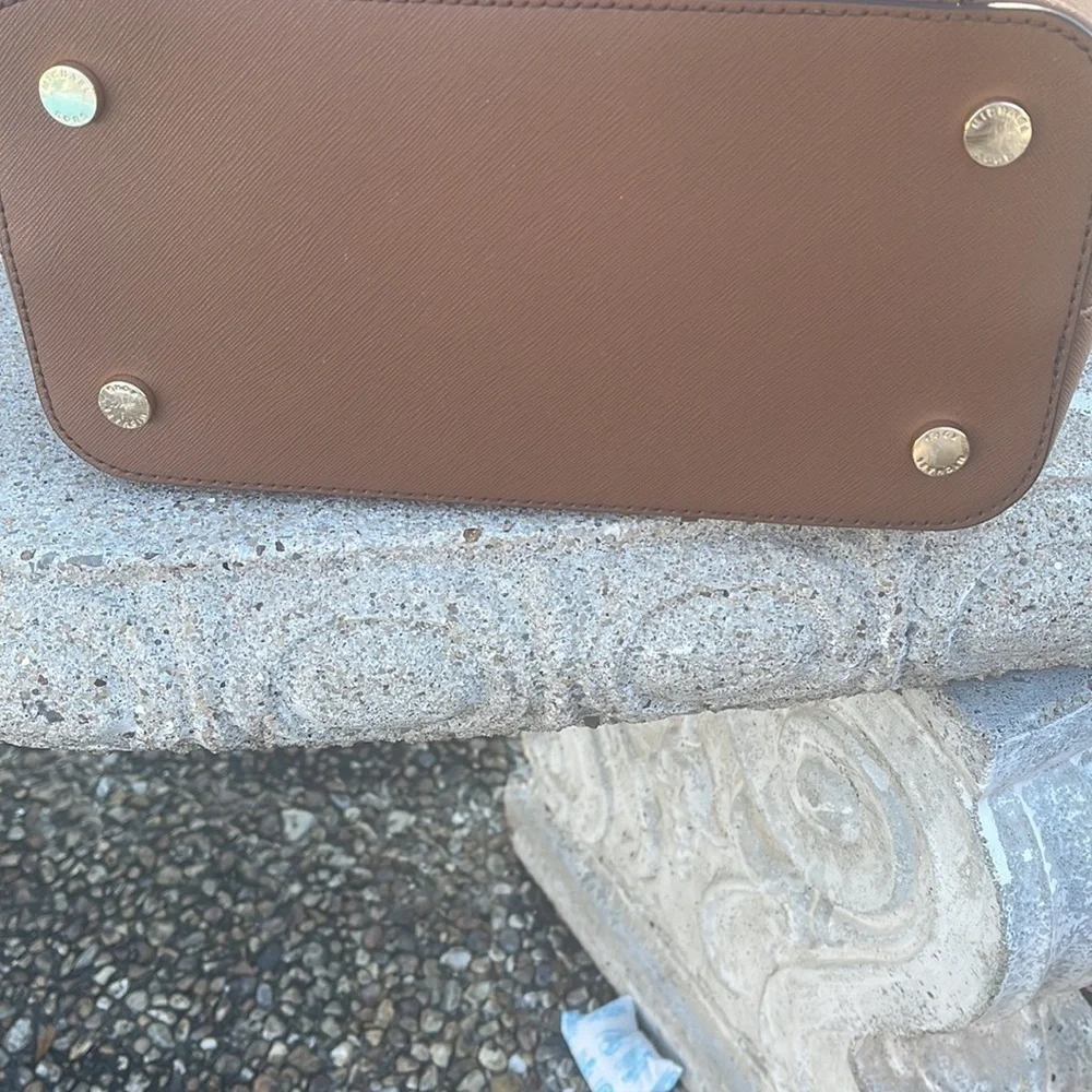 Michael Kors jet set leather tote